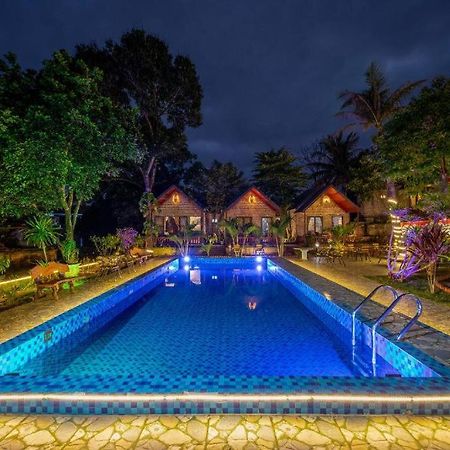 Cat Ba Spring Homestay Chan Chau Екстер'єр фото